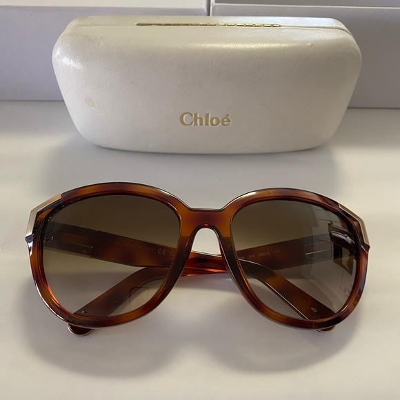 Chloe wide rectangle brown sunglasses! - Picture 2 of 12